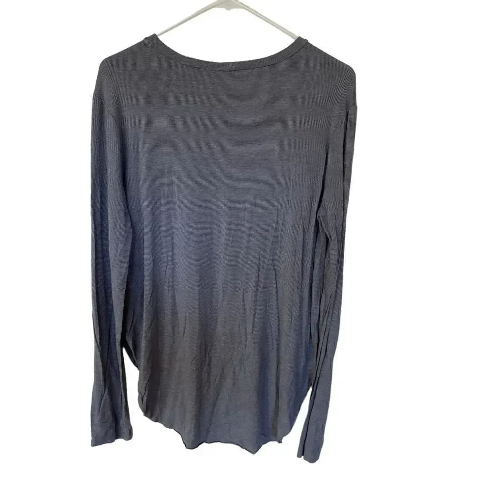 Market & Spruce stretch medium crew